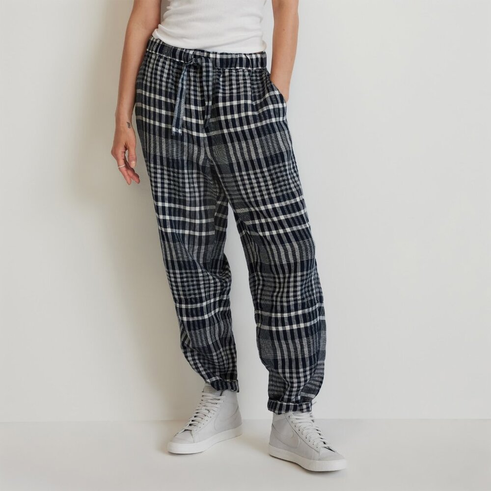NWOT Everlane The Linen Pull-On Barrel Pant Canvas Tan / Navy - Size M